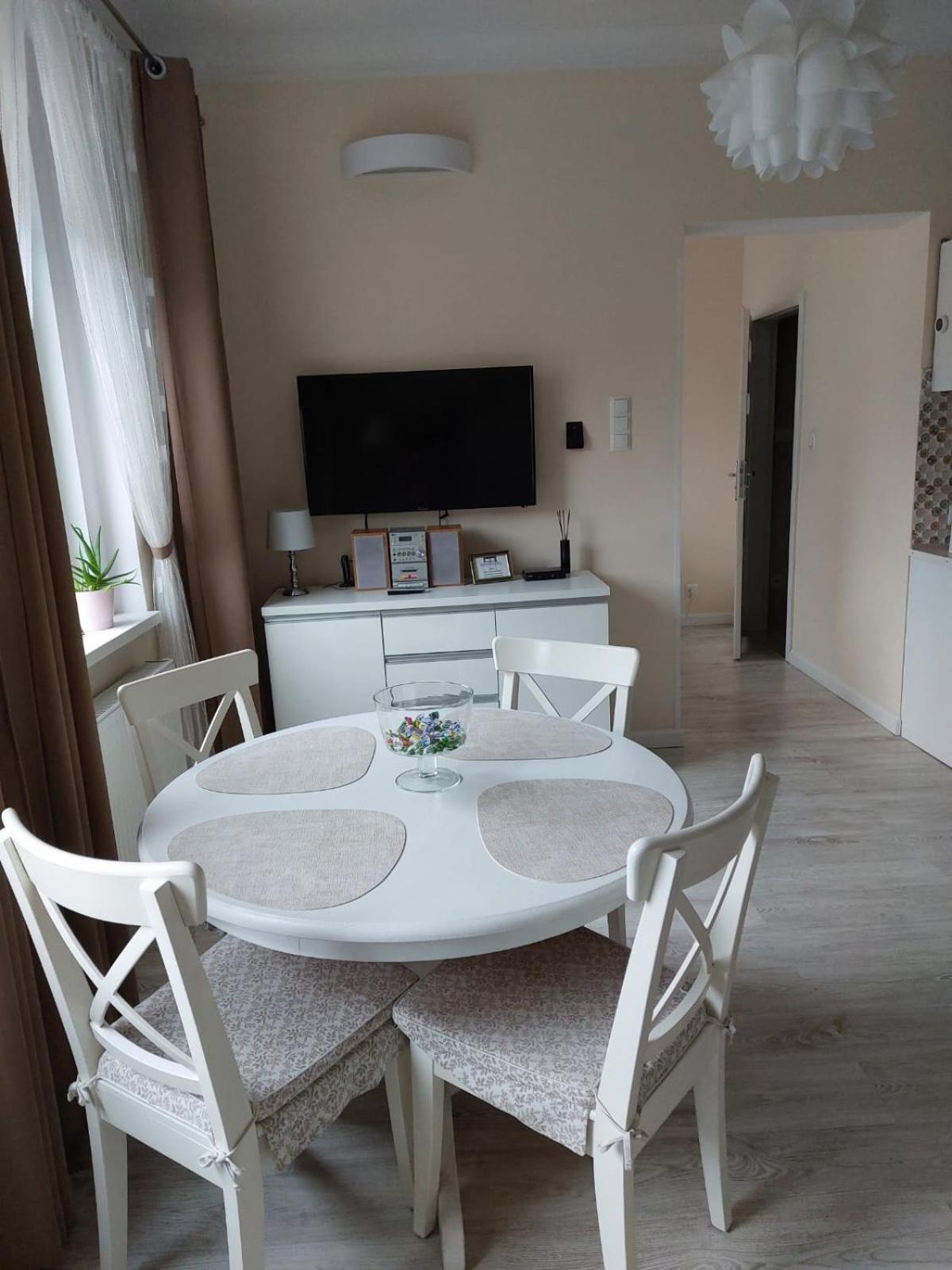 Come&Stay Zielona Gora Exterior photo